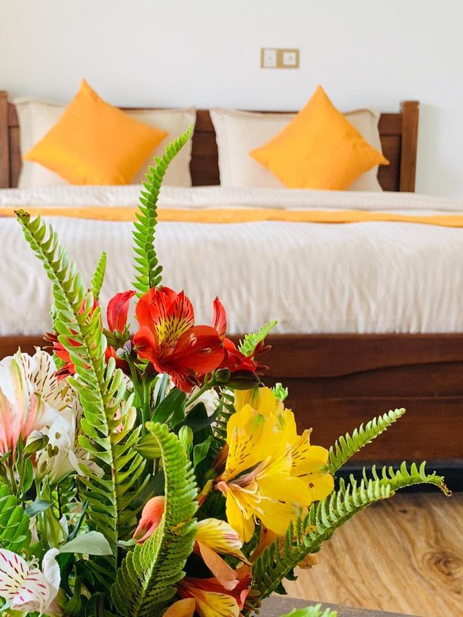Hotel Andora Nuwara Eliya Extérieur photo