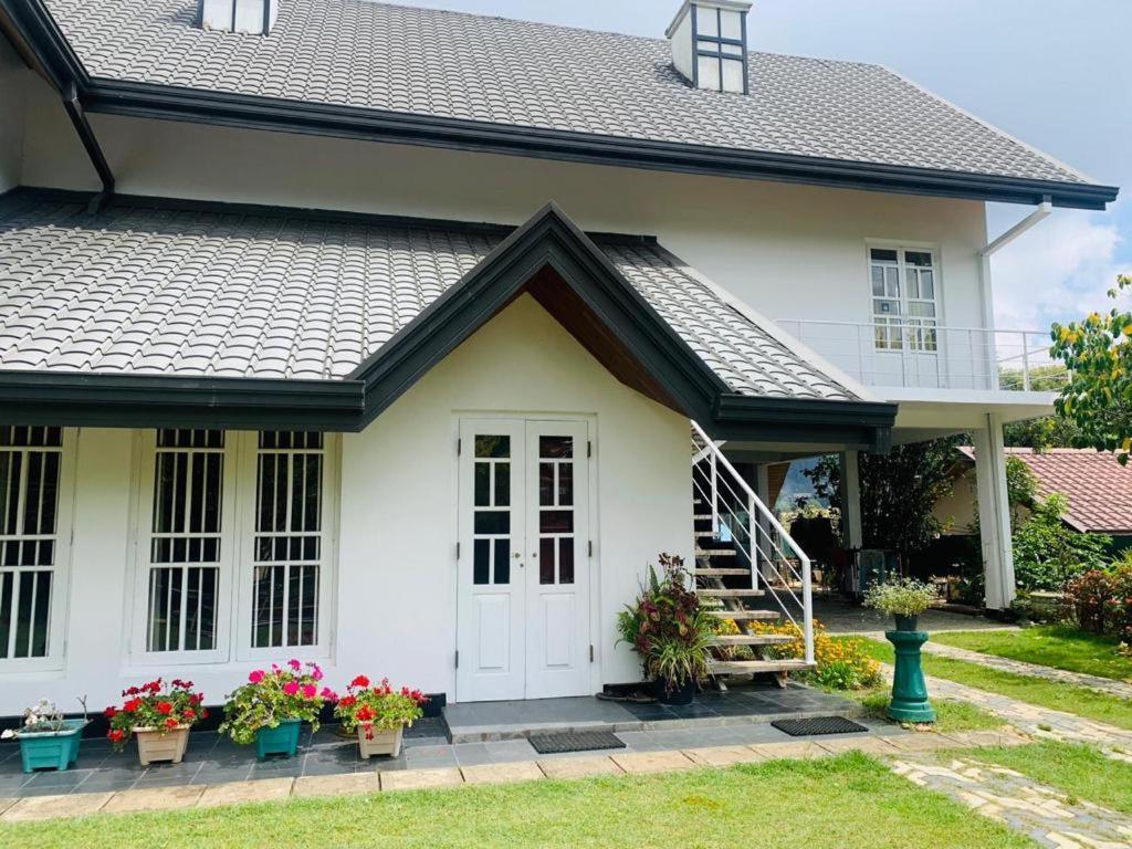 Hotel Andora Nuwara Eliya Extérieur photo